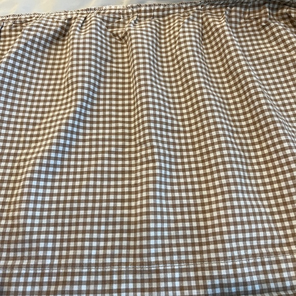 14” Brown Gingham 4-Panel Cotton Crib Skirt - Picture 3 of 5
